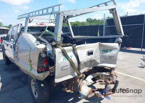 2004 Chevrolet Silverado 2500Hd Work Truck from USA, damaged, VIN 1GCHK23U84F176806